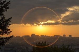 在世亲人以素食、水果和茶水供养已故亲人？他们到底能不能收到！让我们一探究竟